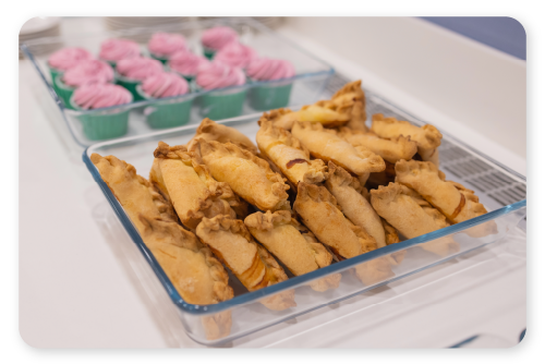 Pasabocas para el baby shower- Rollitos de pollo y queso.png
