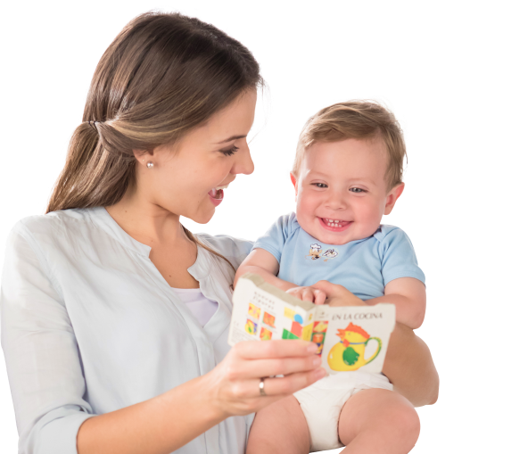 Mamá leyendo un cuento a su bebé