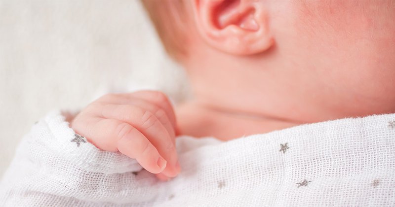 unas-encarnadas-en-bebes-2