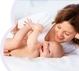 Mamá jugando con su bebé